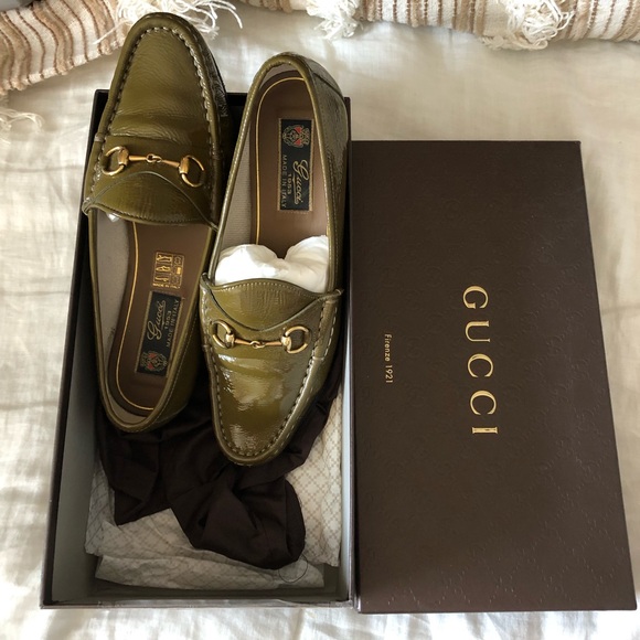 Gucci Shoes - AUTH Vintage Patent Gucci Loafers Gucci Shoes - AUTH Vintage Patent Gucci Loafers